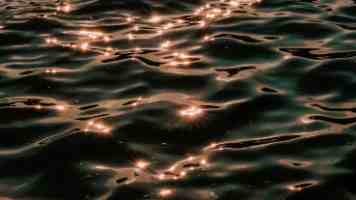 Golang 指针深度解析：从原理到实战避坑指南